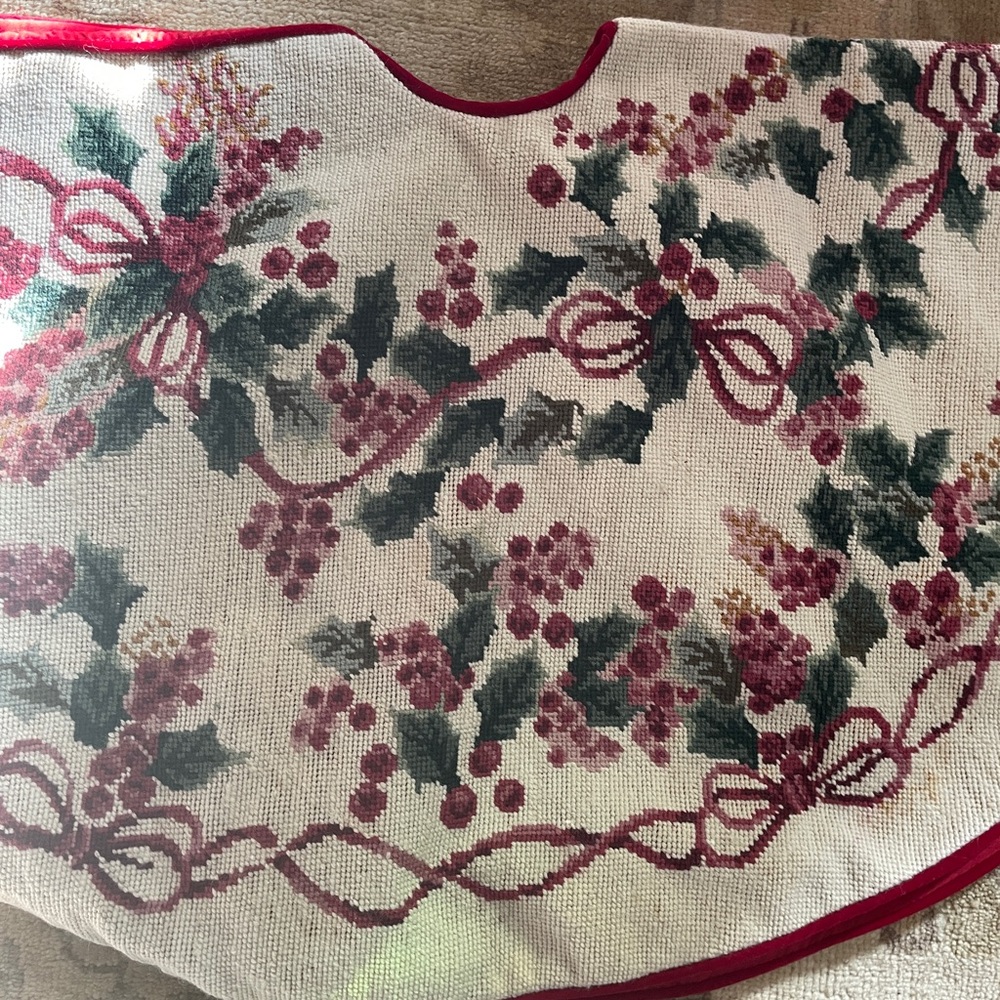 Needlepoint Holiday Tree Skirt